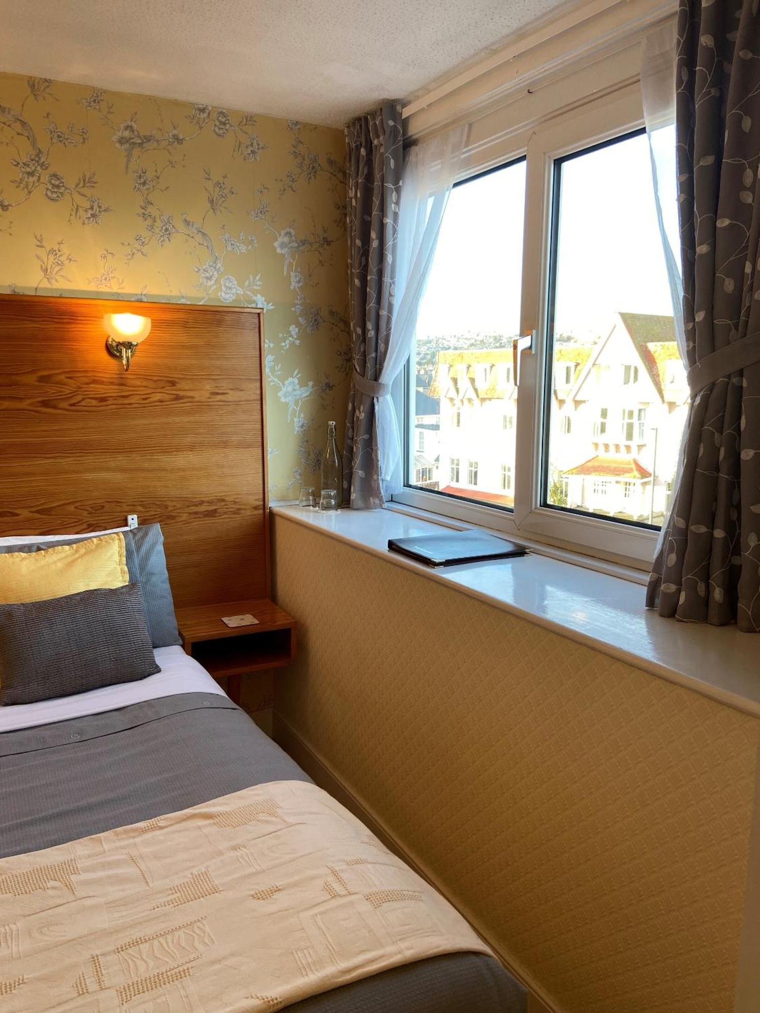 The Briars - Adults Only Hotel Paignton Room photo